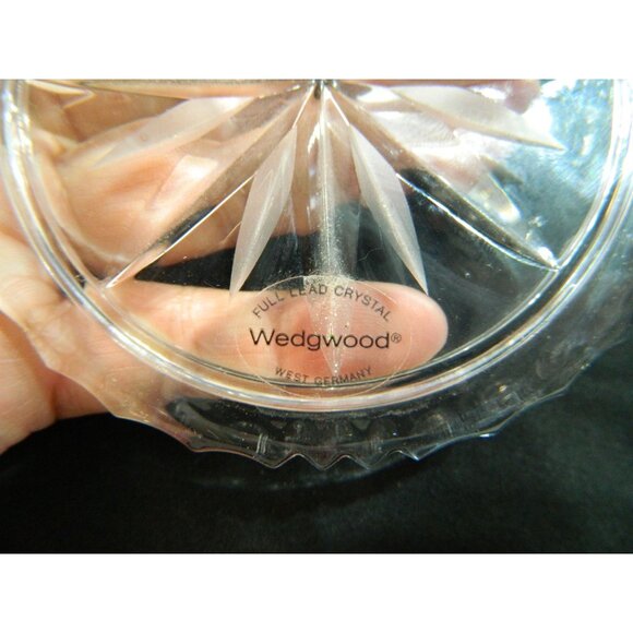 Cut Crystal Vanity Set: Decanter Vase Stopper & Wedgewood Lidded Trinket Box - Picture 10 of 16